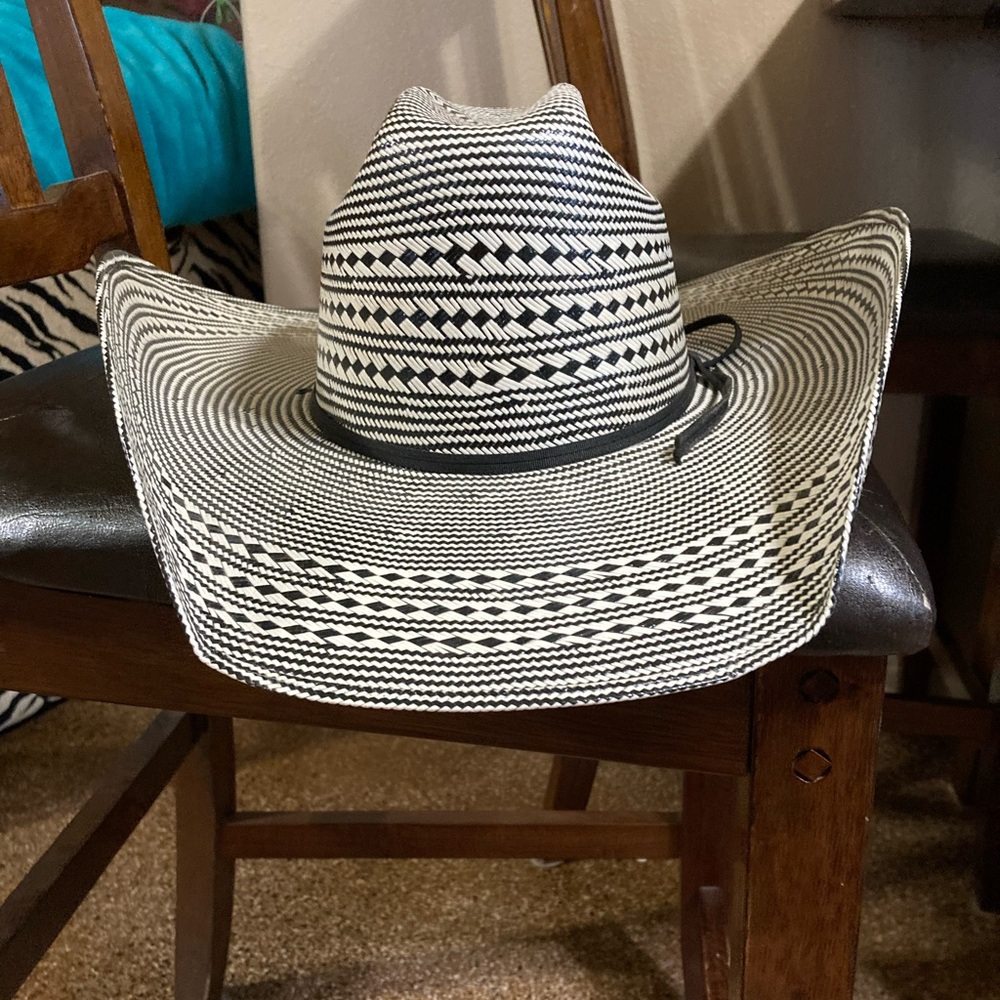 Atwood 100x Black White Straw Hat New 6 7/8